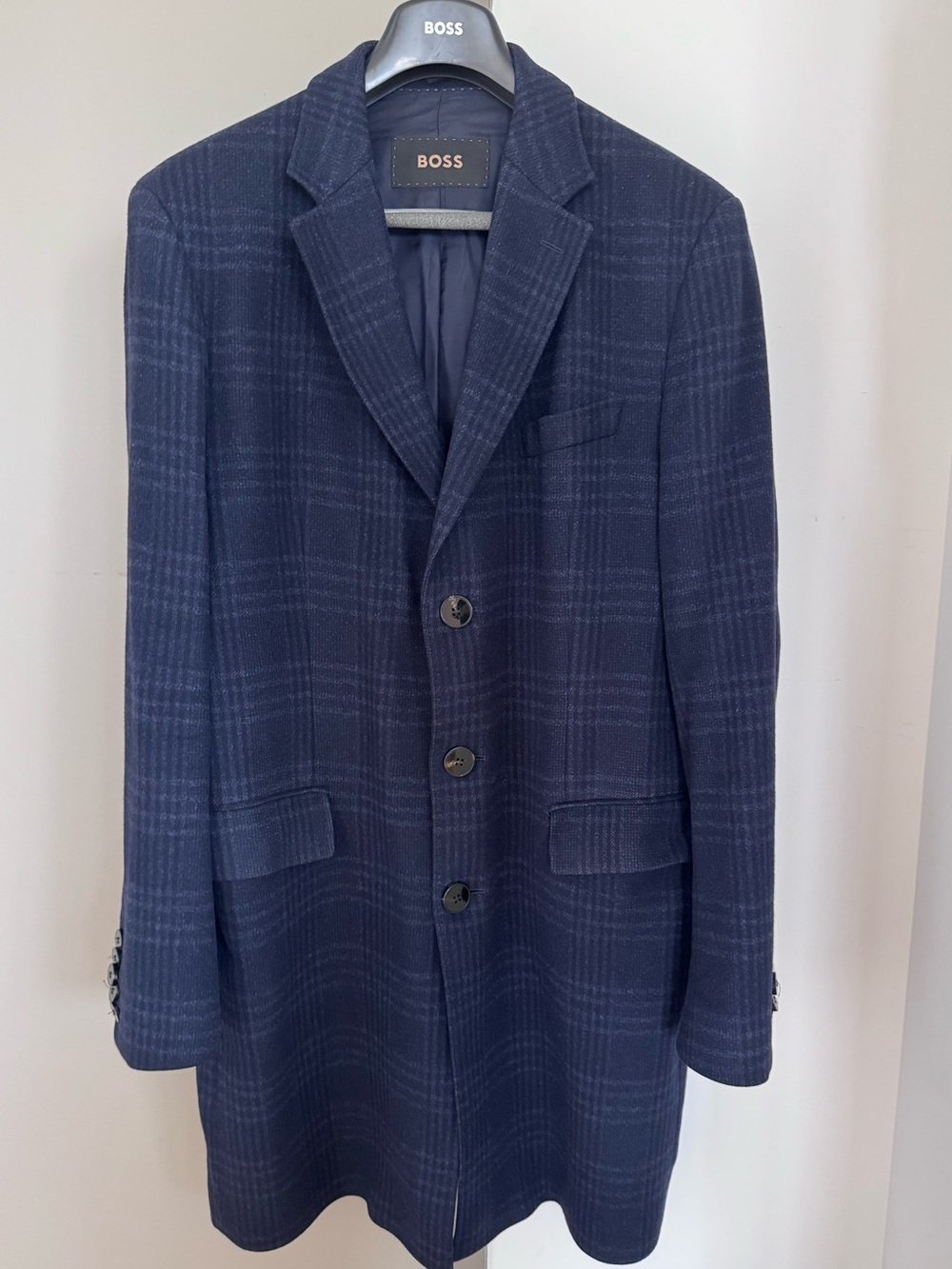 Hugo Boss Navy Plaid Single-Breasted Cashmere & Wool Coat - Gorgeous!